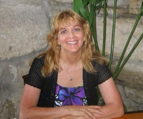 I am a optimist.I have been inspired by Oprah, Eckhart Tolle, Dr Wayne Dyer , to name a few. I believe that you are your thoughts. I believe in healthy living