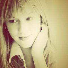 Sophia_TeAmoS2_'s profile picture. @sophiaabrahao, vc me ensinou que ser feliz não é apenas uma opção, é ESSENCIAL! Hoje, sou feliz por vários motivos, 1 deles é ser sua fã! TEAMO SINCE: 24/12/12