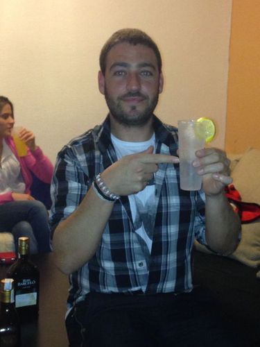 RipollR25's profile picture. When you date a person who has kids you’re not just part of that person’s life, but their kids life to. If you can’t handle that don’t date them to begin with