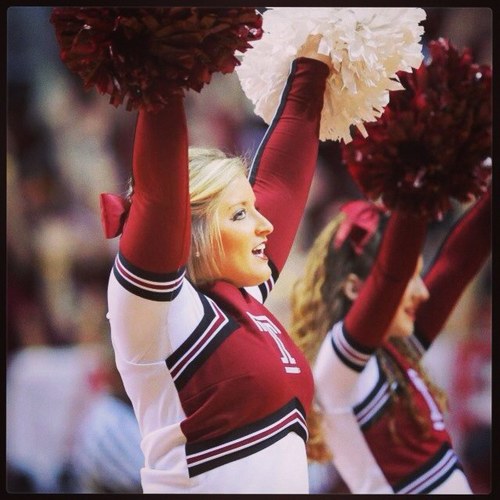 LaurenSniscak's profile picture. TUcheer ❤