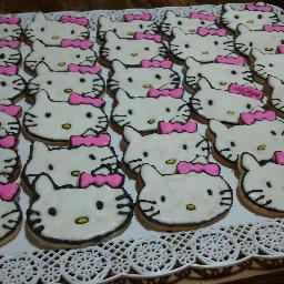 Paulis_Sweets's profile picture. Dulces ricos y divertidos, mezcla de sabor y de juego en cada delicia puesta en la mesa. Galletitas decoradas, variedad de cupcakes y todo tipos de tortas...