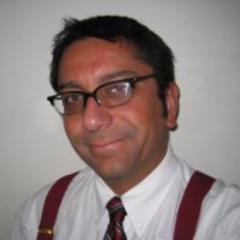 A guy who loves teaching, sings, enjoys Guinness and would love to meet you.