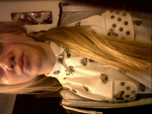 _chloe12's profile picture. 