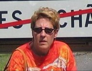 mhbenet's profile picture. Abogada indignada esperando que sea de obligado cumplimiento el respeto  de los derechos fundamentales y los no fundamentales .Todos