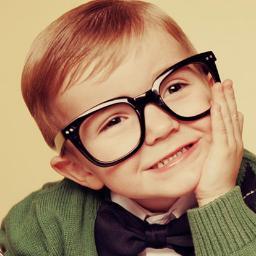 ryouhei_copy's profile picture. はじめまして、りょうへいです。最近、ムーンウォークにハマりました(笑)。かなりぎこちないですが、やってる時は｢どや顔｣です。コピーでご飯たべてます。コピーライティングに関する質問、仕事や執筆の依頼など、いつでもご相談下さい。師匠の世界をシュールな物語で再現するとこんな感じに↓