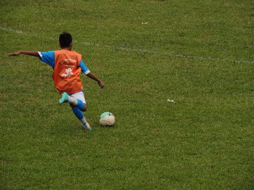 Amooo Joga Futetebol e comer pizza