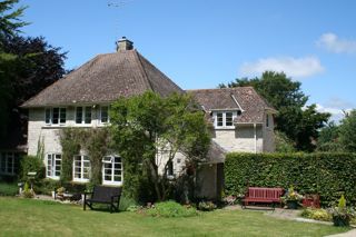 A small privately owned resdiential care home for the elderly in Broadmayne Dorset