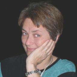 Webmaster & Graphic Designer, travel junkie, camper, genealogist & book devourer