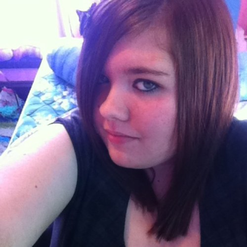 the name's amanda :) #SVU and #lizardlicktowing are my absolute favorite shows #teamfollowback :3