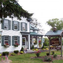 An 1850s farmhouse with 3 floors of themed rooms. Bistro, Wine Cellar, Bakery and Shopping.