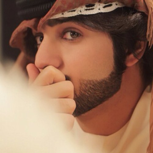 maktoomAD's profile picture. العقول تؤثر وتتأثر ببعضها فاحرص على مخالطة أهل العقول الراجحة، الناضجة، الإيجابية، المتفائلة ،المحبه للحياه . شاعر وكاتب ومصمم ديكور أماراتي