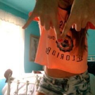 WaltzingBecca's profile image