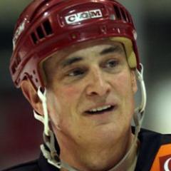 A former Olympic and International Hockey Coach, Ken Tyler assesses the team speeds of leaders and laser coaches them to become a team that is Tough To Beat!