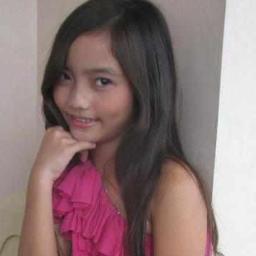 Hi I'm rein crystal crisostomo grade 5 student follow me i'll follow you back.! ^_^