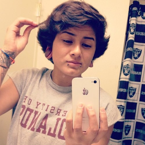 18 |Thuggin| FHS. I live for Music! ~ foloow thiss chicck{: #5292k12 #MACMILLER #Aesop Rock #Grouch&Eligh    INSTA: Deckemone