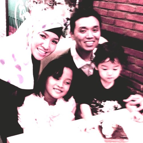 NawangsariDr's profile picture. 