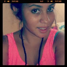 rita_houeix's profile picture. live to laugh, love and party. friends and families mean the world to mee and i cant live without music