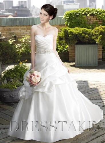 Wedding dresses, evening & party dresses of high quality at affordable prices. Customized dresses with no custome fee! Shop: http://t.co/DNpaETxIiL