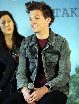 JOSH HERE! Im a BOY DIRECTIONER--- Thanks to my sister @GeenaMarie_ !!(: well yeah, hmu & lets fangirl … or boy. :D FOLLOW ME in 1 2 3 FLICK!