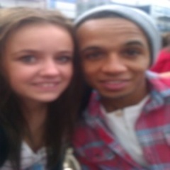 rooneyufbut's profile picture. TENTA DESCOBIIR'  (y'. haha