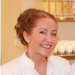 LenaBjurinder's profile picture. En total hud-nörd. Älskar mitt yrke. Mitt kall i livet är att hjälpa andra. Jag gör världens snyggaste ögonbryn !