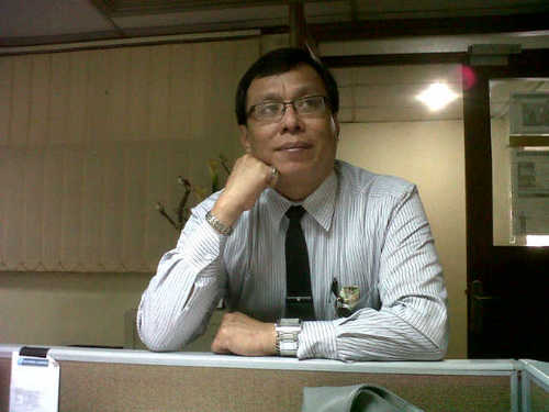 Accountant,  MM, Mucisian (Play : Keyboard, Guitar, Bass Guitar, Shyntesizer, Violin, Tenor/Baby Saxophone, Flute etc) Magician, Hypnotists, MC