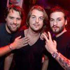 para todos los fans de SHM. we come we rave we love. 
#OneLastTour #shm #UntilNow