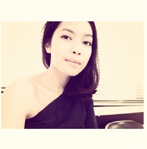 QueenDynt_'s profile picture. International Relation Unpar 2010 | You were born become to be hero. | Half Singapore-Half Indonesian