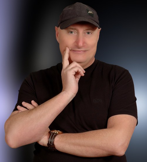 PEAKSTATES's profile picture. Coach international, peak performance coaching, speaker, auteur, mlm expert, seminaire leader, exclusive partner Tony Robbins UPW Londres