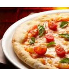 La Perla Italian Restaurant recreates the elegant and romantic atmosphere of Italy, and gives customers the true taste and feel of Italy.