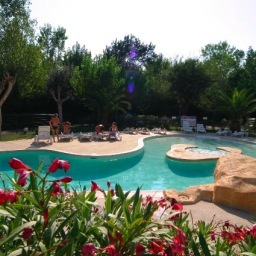 sequoiaantibes's profile picture. 