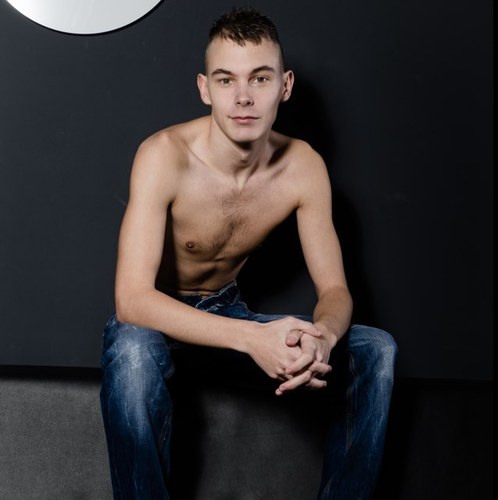 -- FaceBook: Little-Jamie -- • Name: Jamie L • • Age: 30 • • Location: Newcastle •