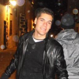 Graduado en Turismo por la ULL, Tenerife