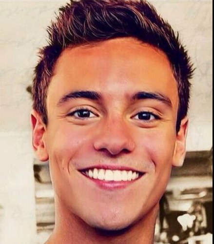 AwhTomDaley's profile picture. So basically Tom Daley.