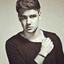 PrideOfBoys's profile picture. My love for you grows with every beat of my heart.
Fallow-me .