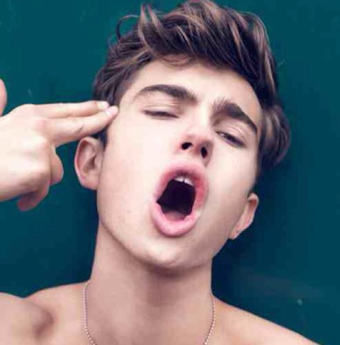 xJaymzGeller's profile picture. Jaymz Xavier Geller. I'm 17 and new to Dalton. Total bad ass. I'm a fucking animal when it comes to sex. Oh, and I'm gay. Sorry ladies ;) [Literate RP, glee]