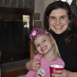 Mom of 2 awesome young ladies, Wife, BIG Event Enthusiast, CLE and Buckeye sports fan, Love to laugh with my friends