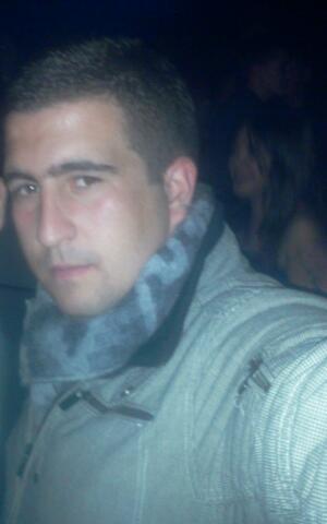 ylremo's profile picture. De procedencia Verato y de la desaparecida talavera la vieja, amante de la informática y el mundo de la telefonía movil. Un invierno de 1991