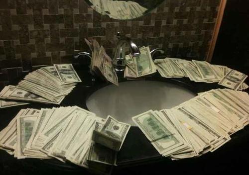 I make money everyday all day and you can too. Its so easy its stupid. No promise to get rich but a way greater ease of living. 
CONTACT ME for info!!!
