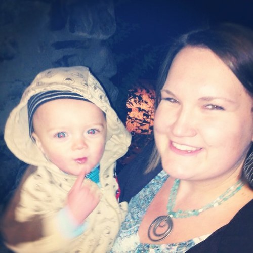 ilovemydj's profile picture. 