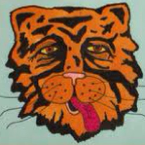 Someone you know passout? Tweet your pics or email them to tigerpassout@aol.com to be anonymous #TigerPassout