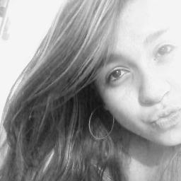 Nάσ lίgσ quє мє σlhєм dσs ρέs ά cαвєçα, ρq nuncα fαrάσ α мίnhα cαвєçα є nєм chєgαrάσ ασs мєus ρέs /  Familia      Toop Dooo TOPO ....
