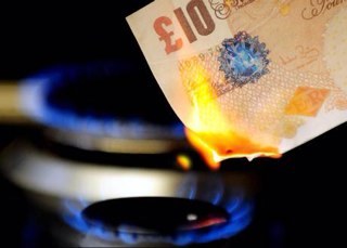 Using OFGEM Market Figures and the U.K. Gas Market Price, track the estimated profit of your Utility Company from your Gas bill. U.K. Natural Gas