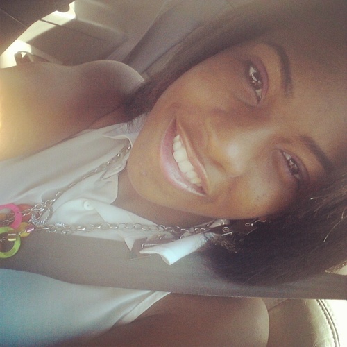 YounqLady , but dont get me confused * On my way to The Top , Getting to The $$ Nothing befor that .
#2201 #SALUTE