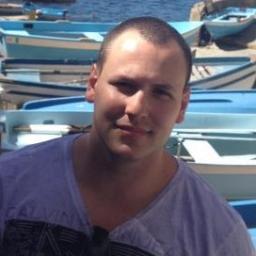 Carioca, dado a extremos, buscando um meio termo. Jornalista, social media, verborrágico e bipolar!