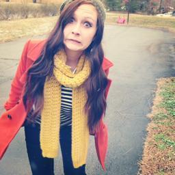 amanda_roose's profile picture. dreamer. writer. traveler. reader. teacher. dancer in meadows.