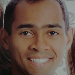 Potiguar, Natalense de nascimento e, hoje Manaura por profissão. Amante de esportes e louco por futebol.