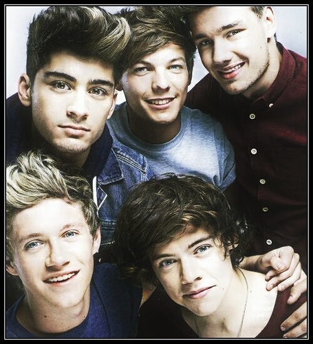 My name's vanessa c. garcia, I Live in
Washington. follow me. ~Directioner 5/5 I LOVE ONE DIRECTION ♡ . ♡
