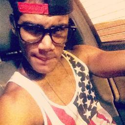 MicaelBmeurei's profile picture. 