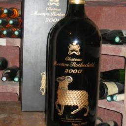 Sells upscale and rare wines worldwide. Specialized in Bordeaux First Growths (Petrus, Latour, Lafite, Yquem, Mouton, Margaux ...)